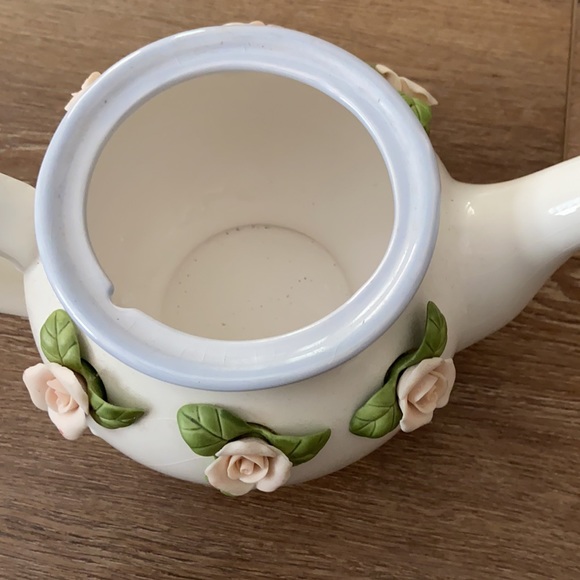 Teapot - Picture 6 of 11